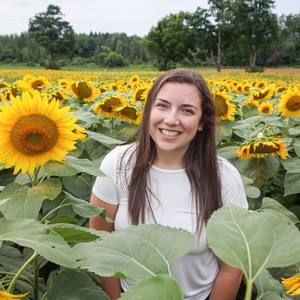 Meet your Posher, Victoria